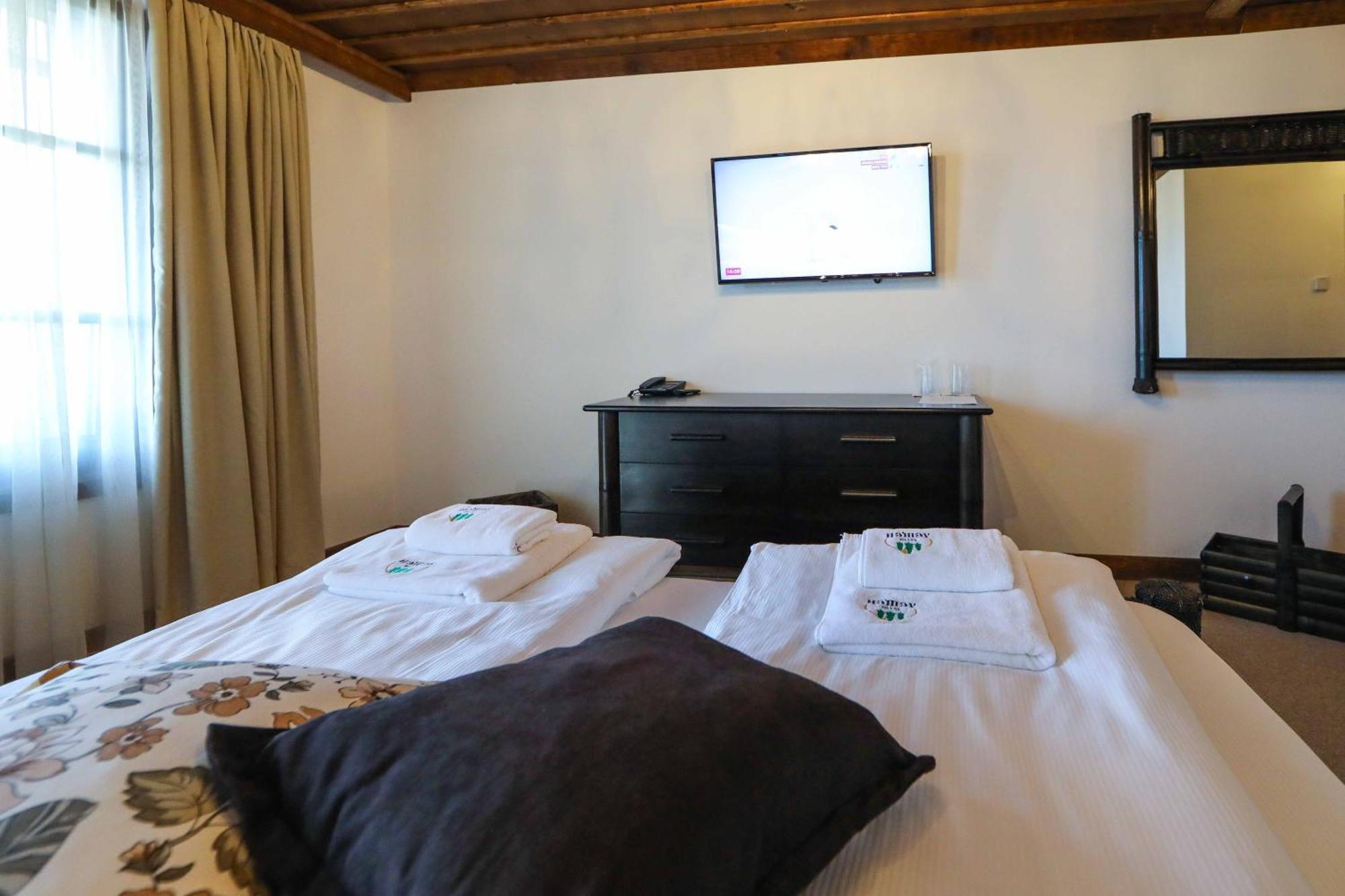 Hotel Leshten Bilik gambar